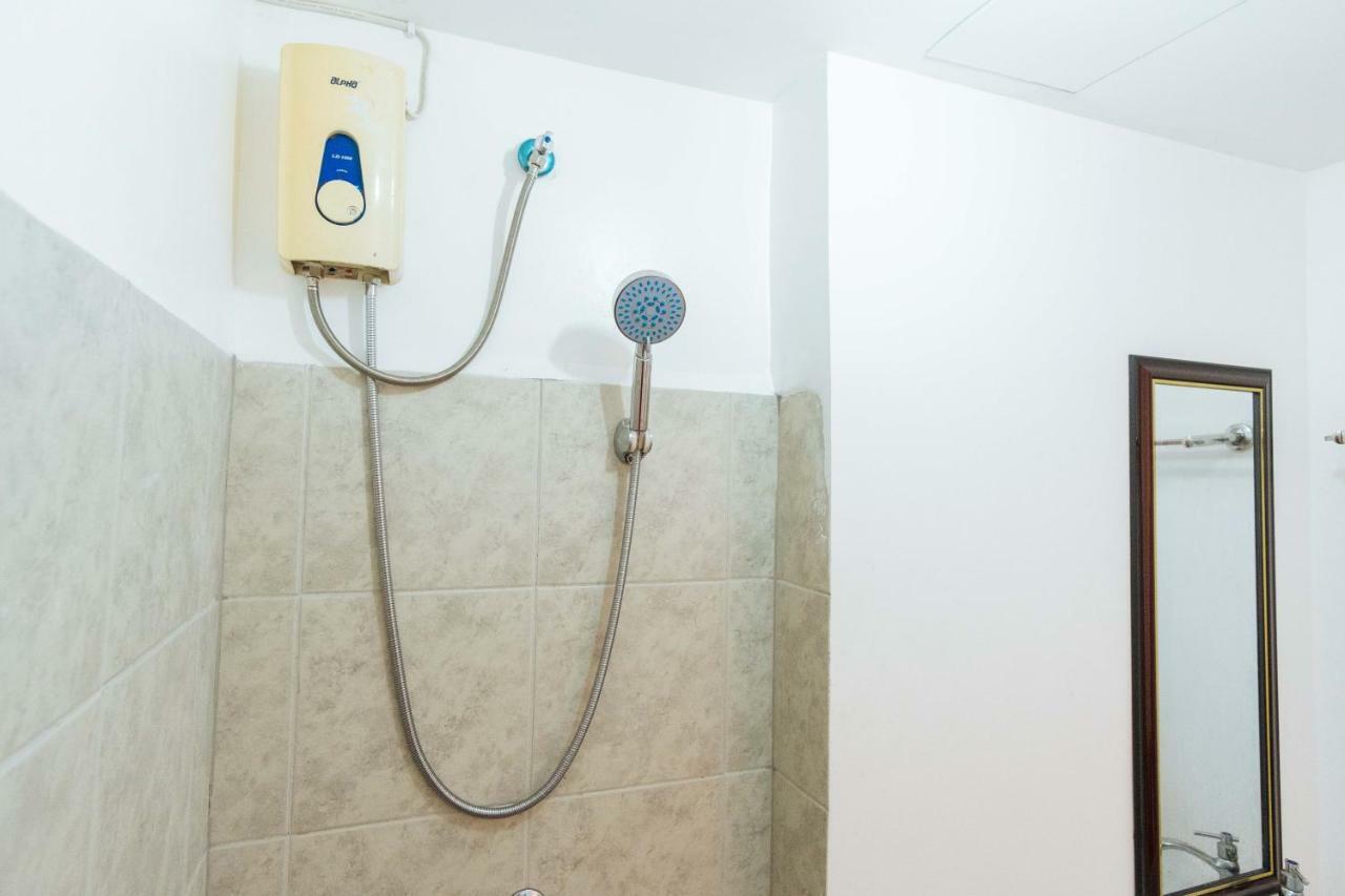 Reddoorz Premium @ Amaia Skies Avenida Манила Екстериор снимка