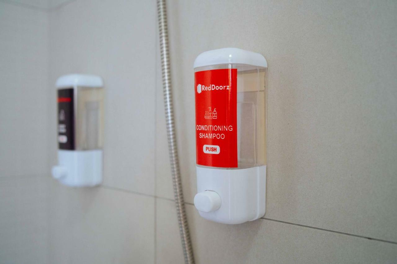 Reddoorz Premium @ Amaia Skies Avenida Манила Екстериор снимка